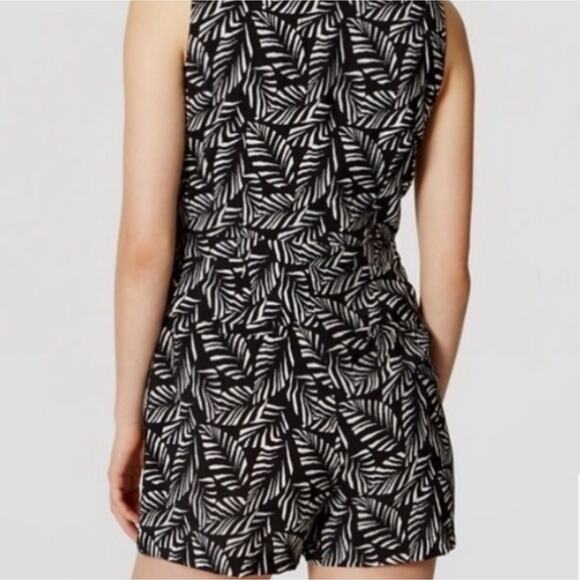 Loft Crossbody Wrap Sleeveless Romper Shorts Sz… - Picture 3 of 11